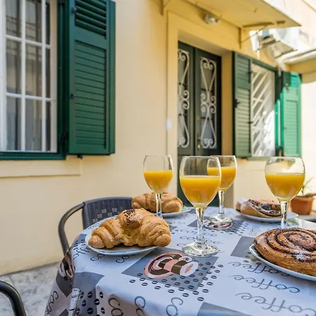 Apt With Patio In The Very Center Of Split
