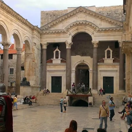Apt With Patio In The Very Center Of Split * Split
