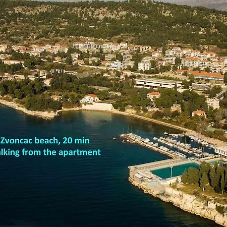 Apt With Patio In The Very Center Of Split
